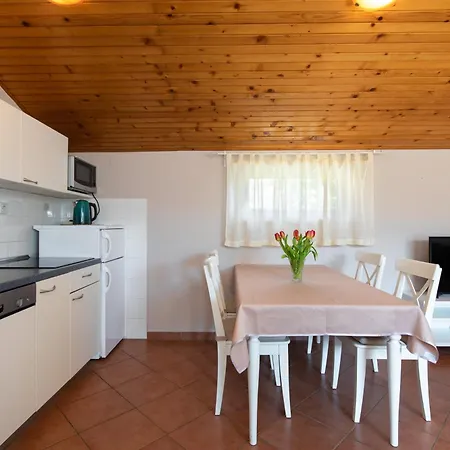 Apartments Ivanka Dujmovic Baška Exterior foto