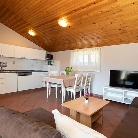 Apartments Ivanka Dujmovic Baška Exterior foto