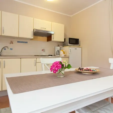 Apartments Ivanka Dujmovic Baška Exterior foto
