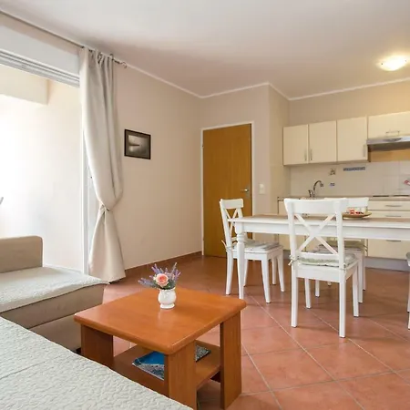 Apartments Ivanka Dujmovic Baška Exterior foto