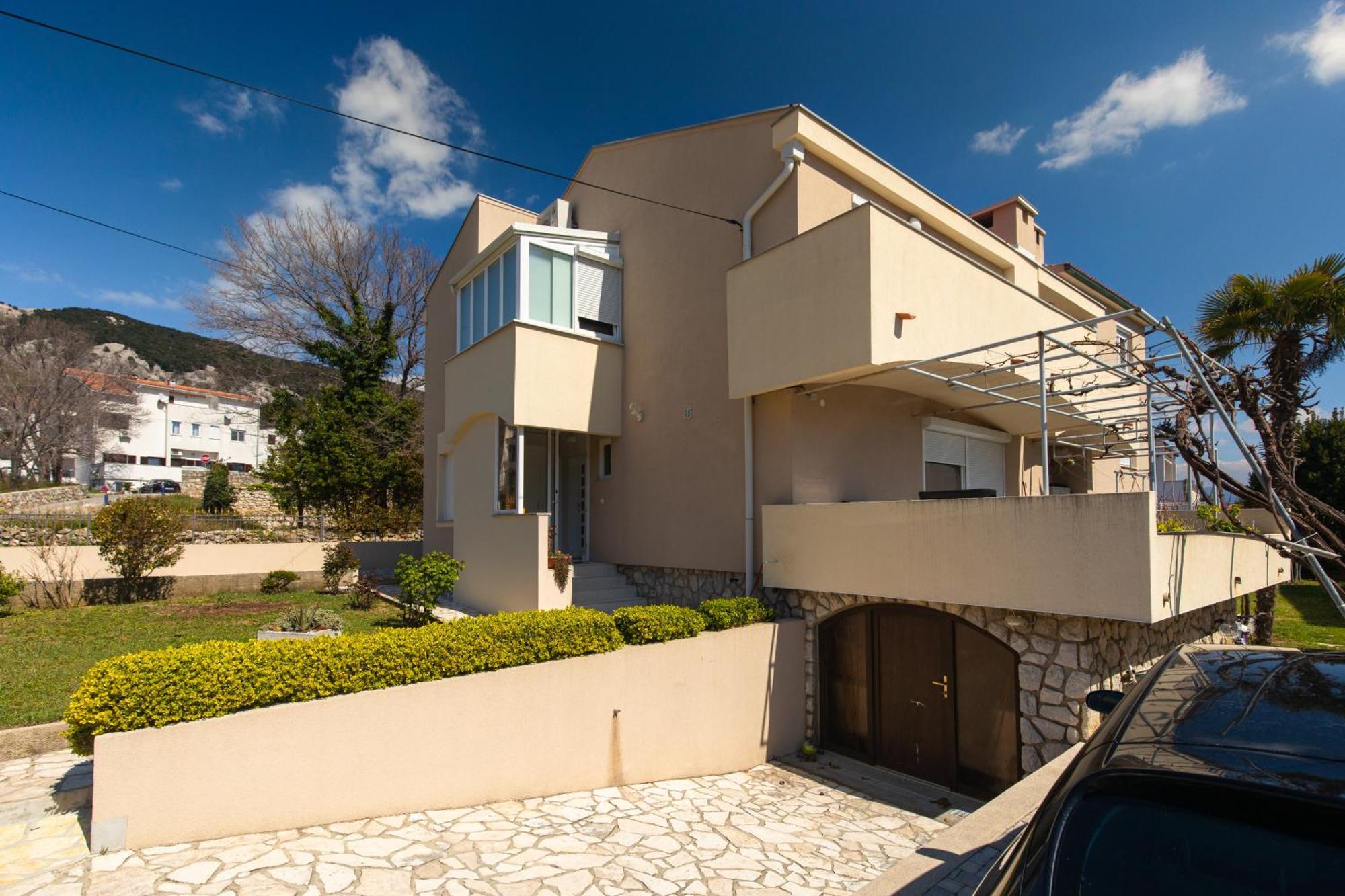 Apartment Ivanka Dujmovic *